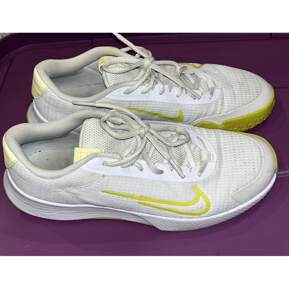 Nike Pickle Ball Shoes Women's Size 9 Hard Court Air Zoom Vapor Lite Tennis